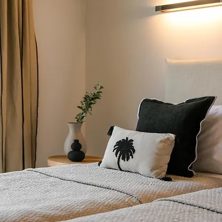 Assos Reverie فيلة