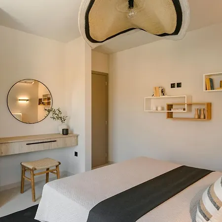 Assos Reverie فيلة *