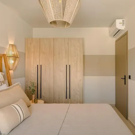 Assos Reverie * أسوس