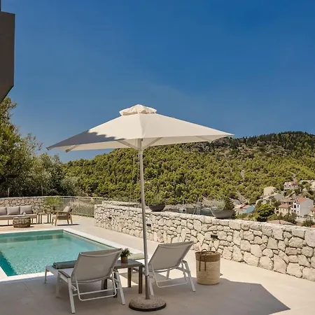 فيلة Assos Reverie أسوس