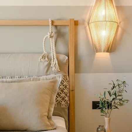 Assos Reverie فيلة