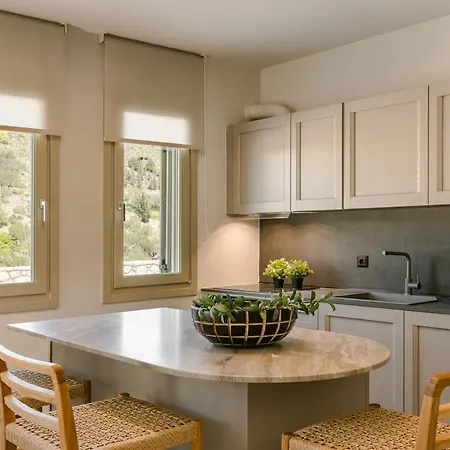 Assos Reverie فيلة أسوس