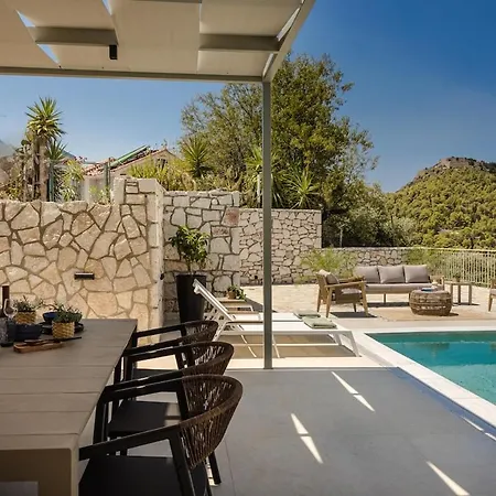 Villa Assos Reverie *